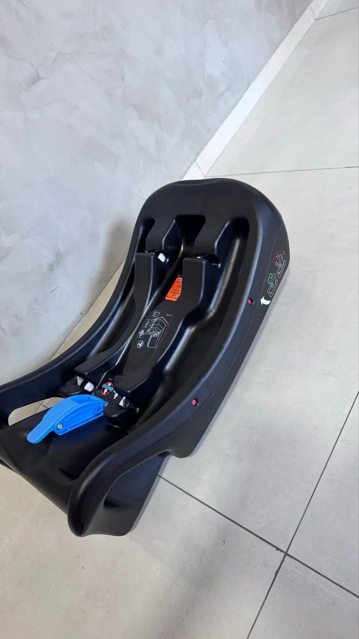 Carrinho de bebê com bebê conforto - usado uma única vez  - Foto 4