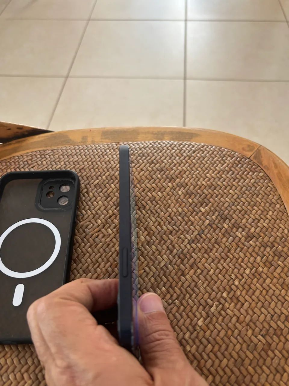 iPhone 12 preto 128 GB - bateria 70% - com capa - ótimo estado - Foto 4