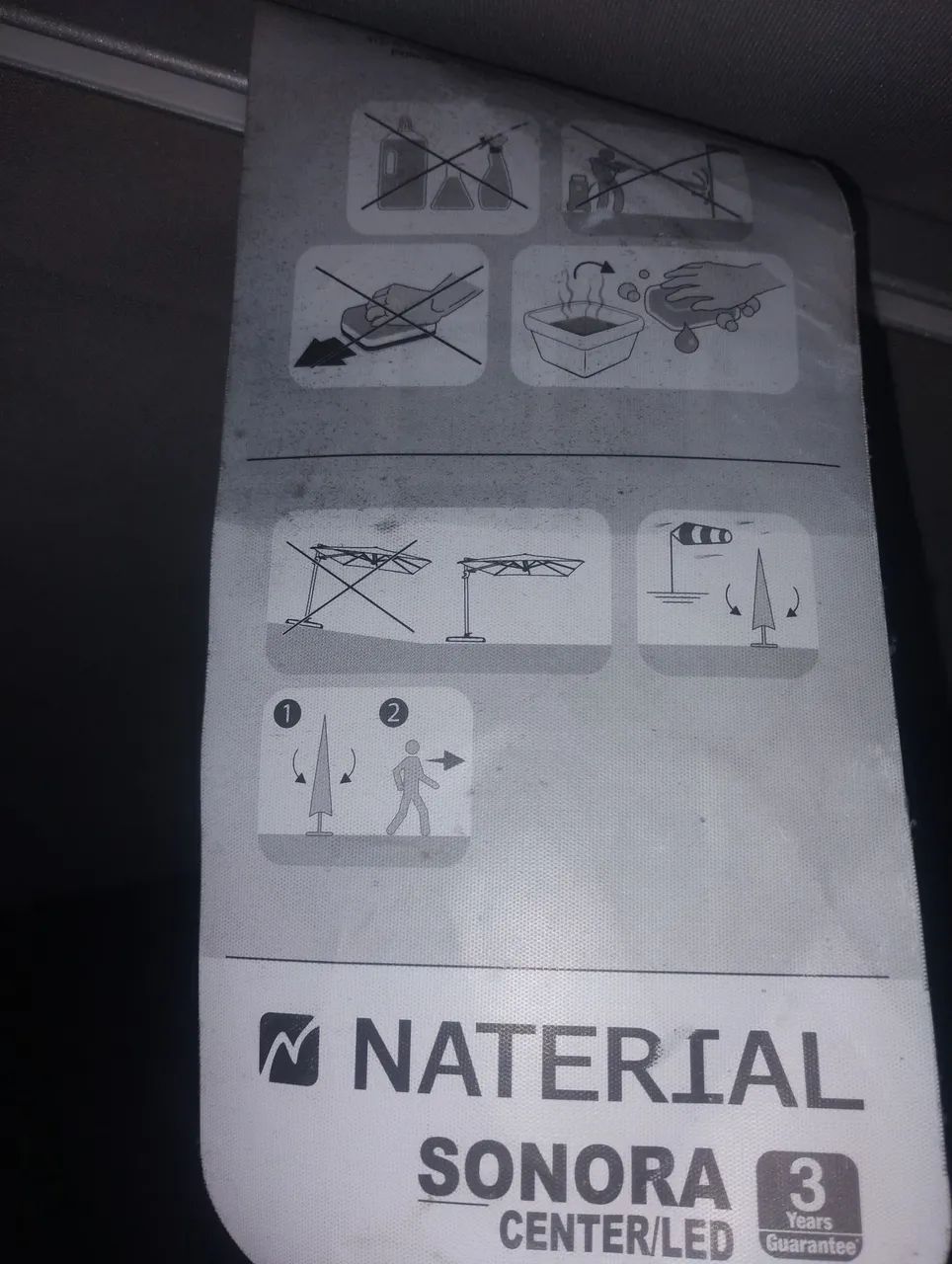 Ombrelone Central 2,71x2,85x2,85m em Alumínio Taupe Sonora LED Naterial - Foto 3