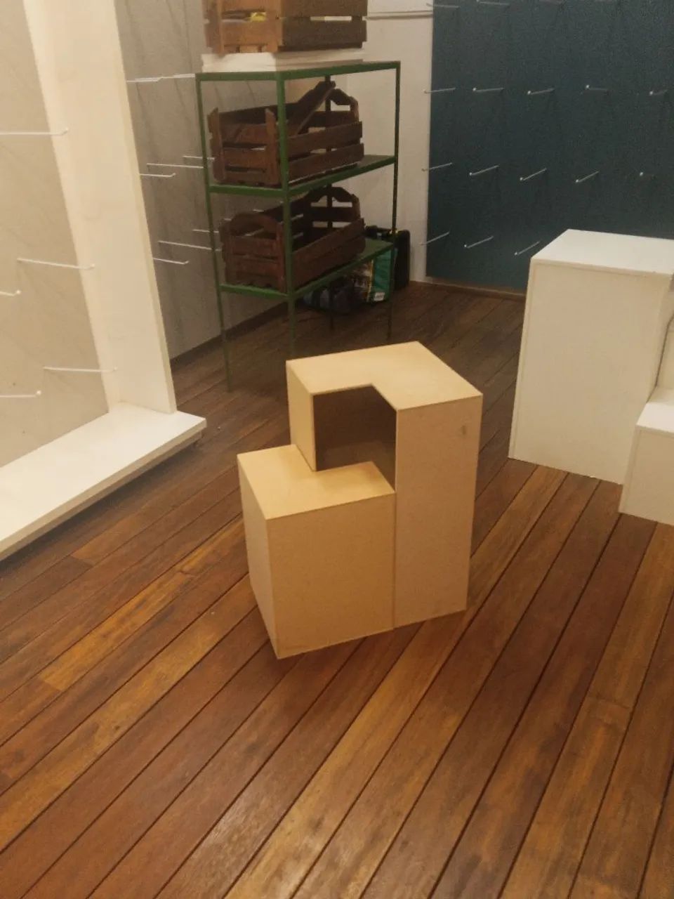 Expositor modular em MDF Cru- Ideal para Vitrines e Lojas - Foto 4