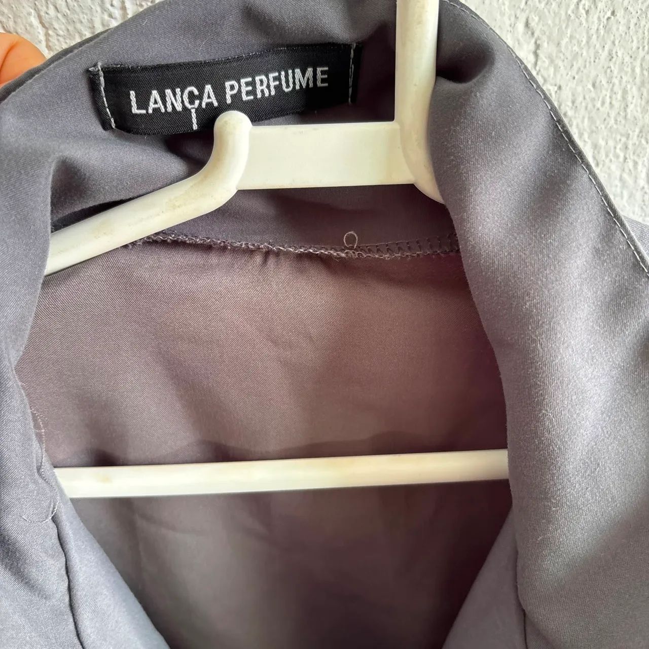 Blusa Cropped Lança Perfume G - Foto 2