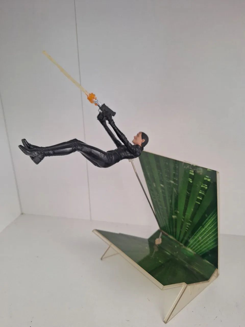 Matrix Trinity Mcfarlane Toys Diorama 24cm - Foto 3