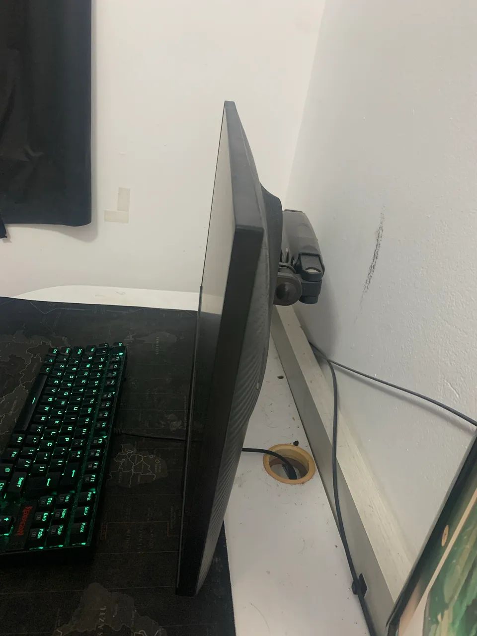 Monitor Samsung Odyssey G40 25? 240Hz - Foto 3