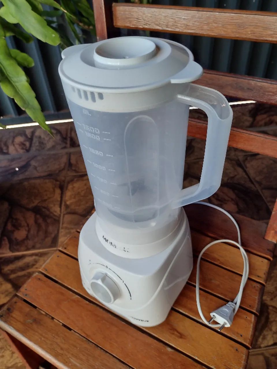 Liquidificador Mondial - 127  Volts