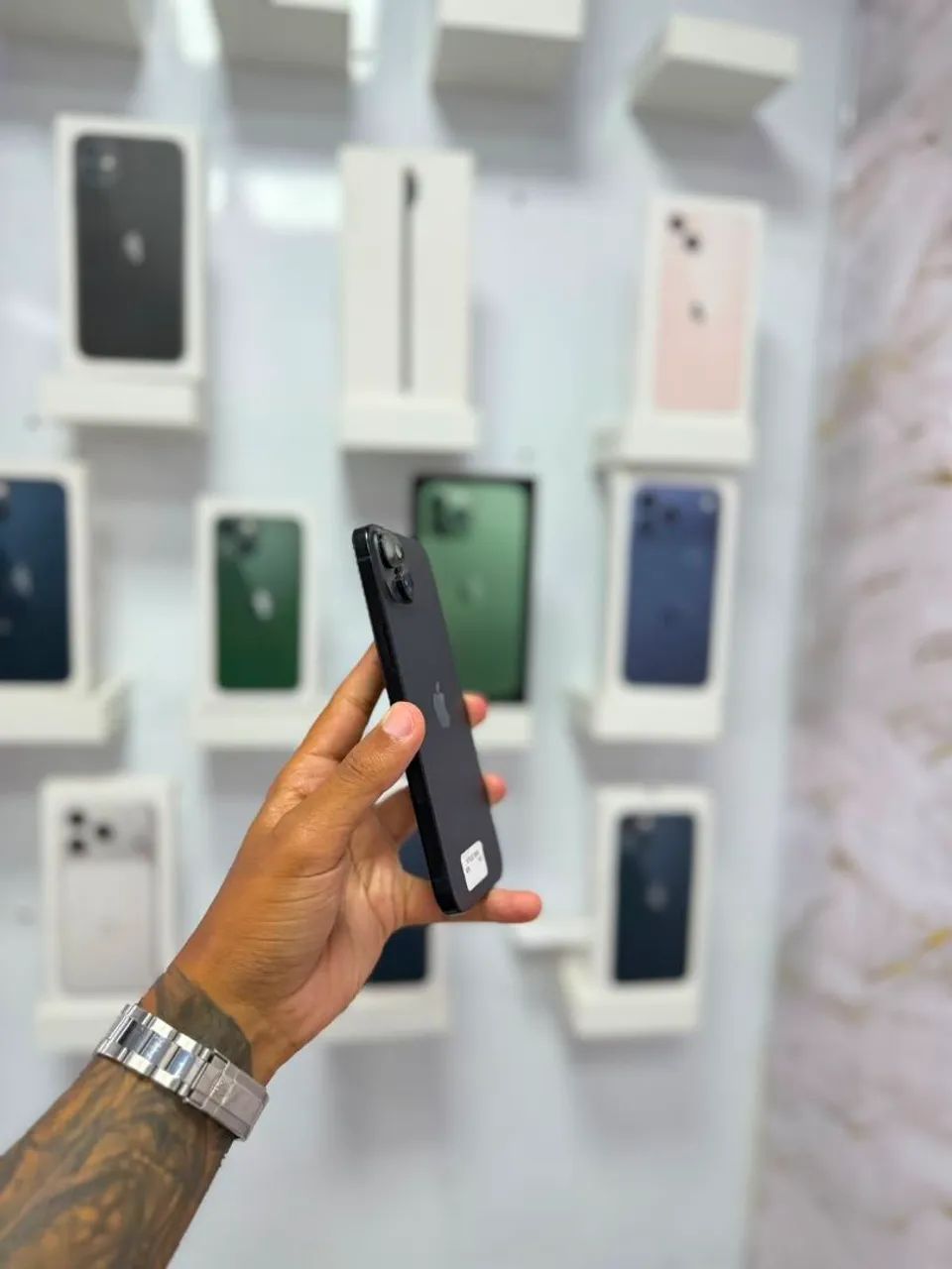 IPHONE 15 PLUS 128GB<br>R$ 3.250 - Foto 5
