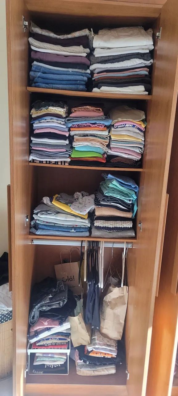 Guarda ROUPAS 4 MESES USO - Foto 3