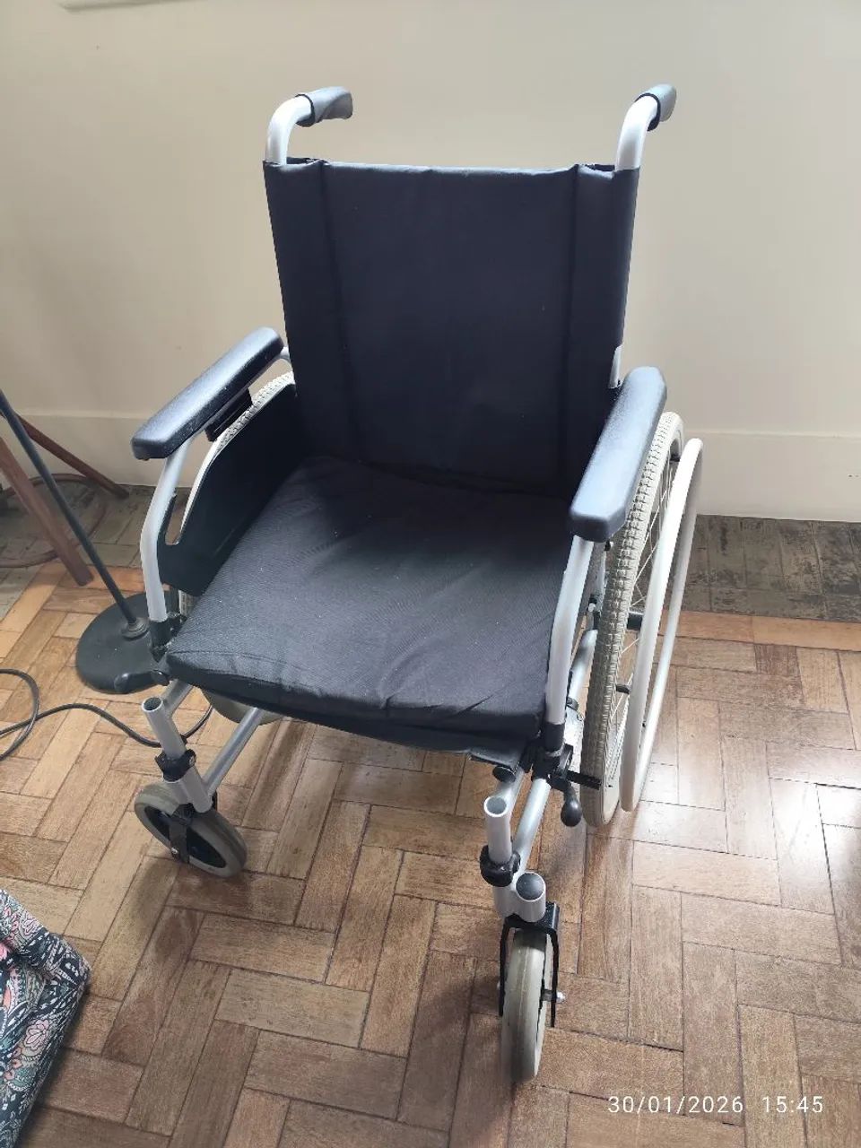 Cadeira de rodas Ottobock c dois meses de uso
