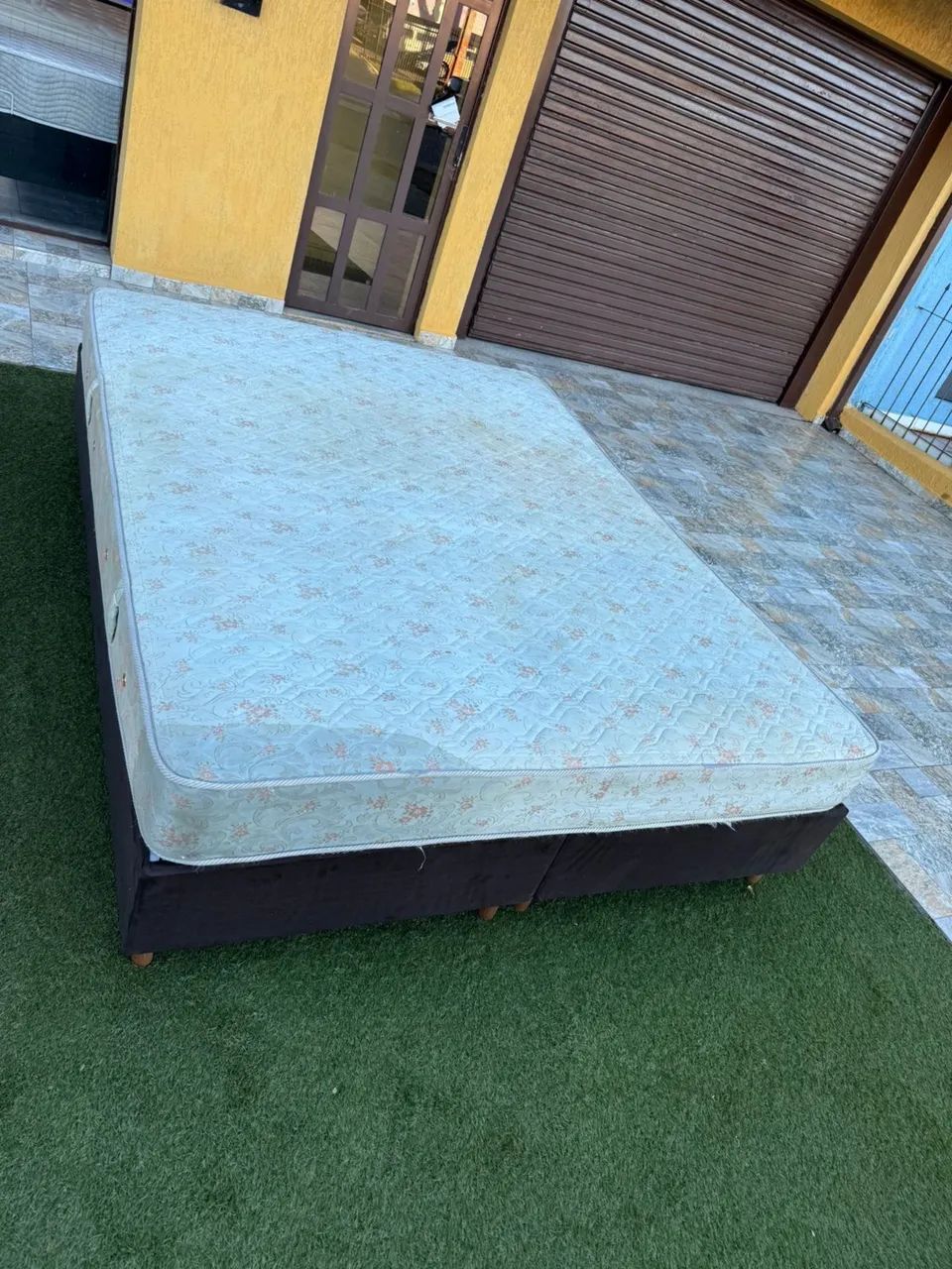 Colchão QUEEN PROBEL USADO COM CAMA - Foto 3