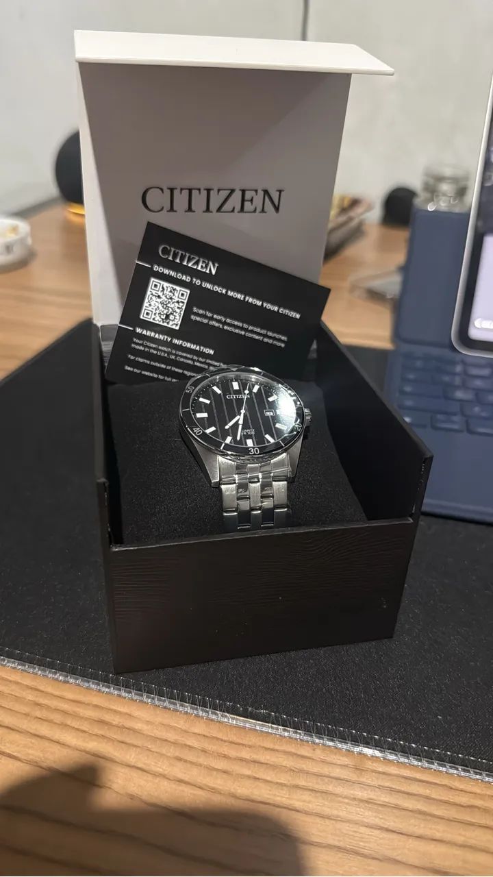 Relógio Citizen Quartz Novo Na Caixa