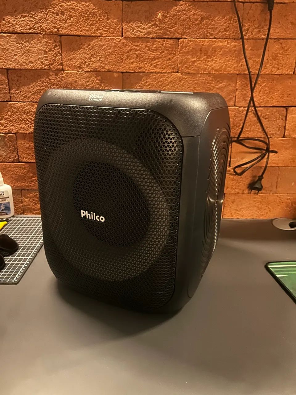 Caixa de som Philco 
