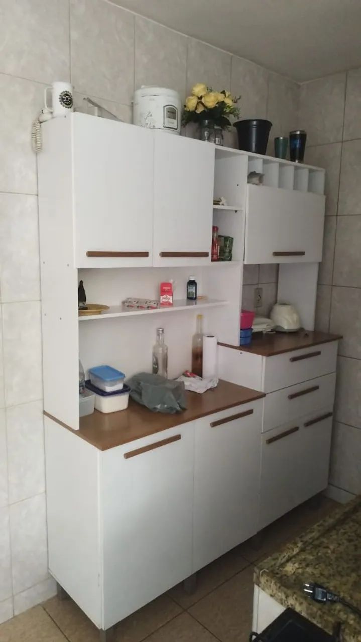 Vendo armário 