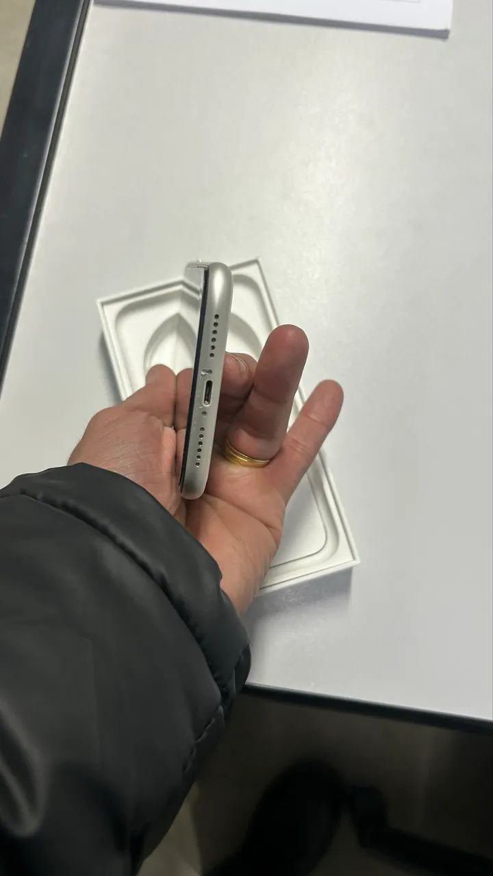 iPhone 11 