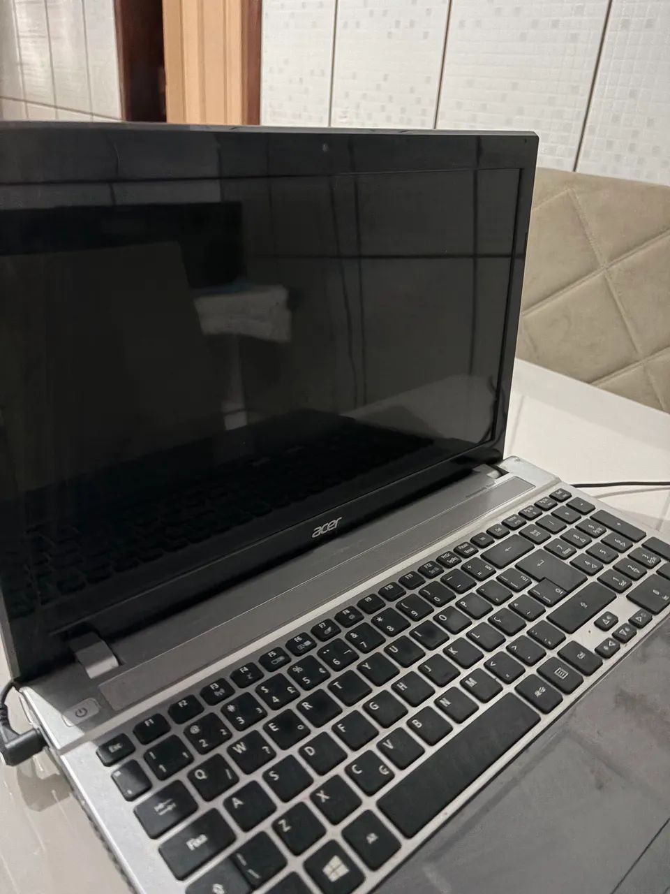 Vendo notebook acer - Foto 2