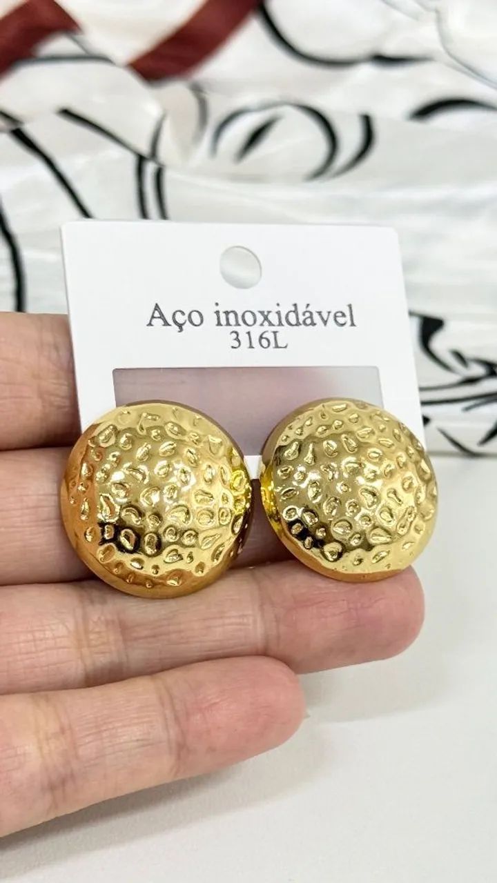 Brinco em aço inoxidável banhado a ouro  - Foto 5