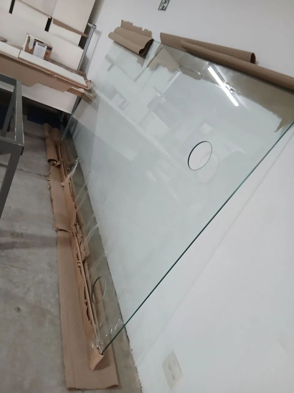 Mesa Metalica com tampo incluso - Foto 5