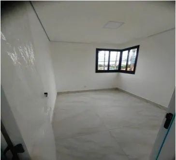 Venda: Casa no bairro Planalto com três quartos - Foto 4