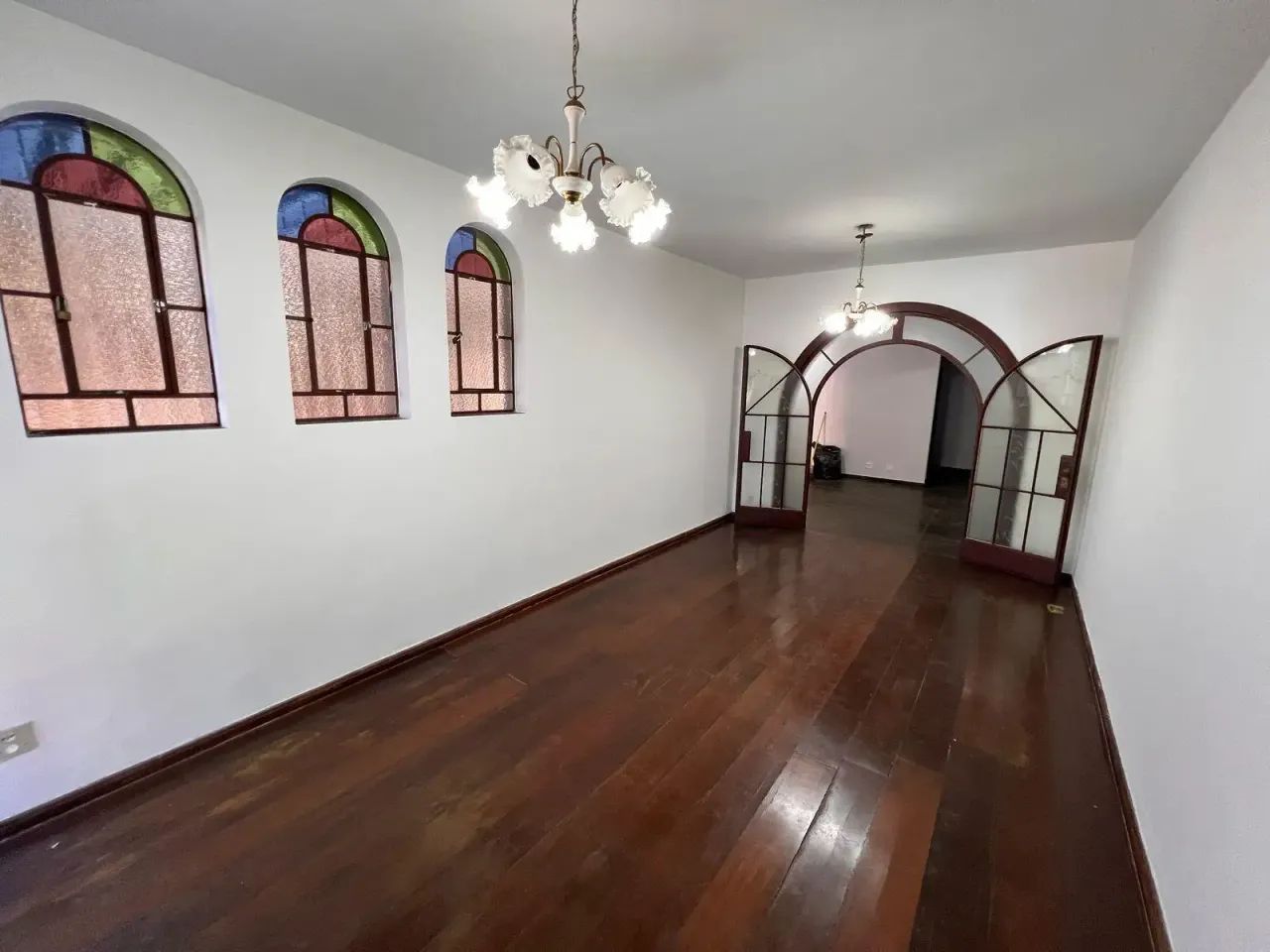 (70032) à venda - Casa com 6 quartos, 4 vagas, no Serra - Foto 4