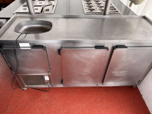 Balcão Refrigerado Inox 3 Portas com Cuba 220V - Foto 3