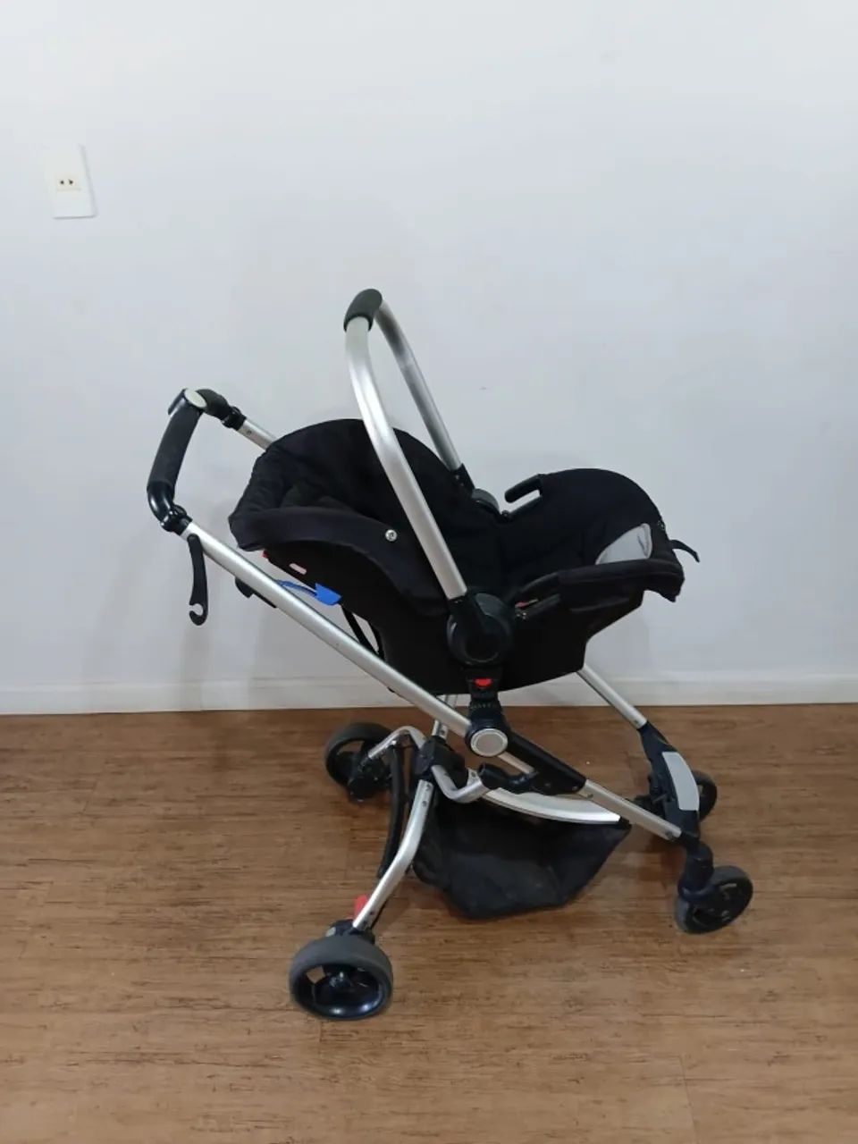 Carrinho Kiddo Eclipse + Bebê Conforto - Valor Imperdível SÓ HOJE - Foto 4