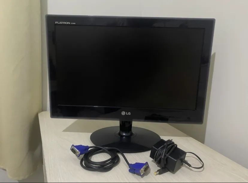 Monitor LG Flatron E1940 18,5. LED + Fonte + Cabo VGA