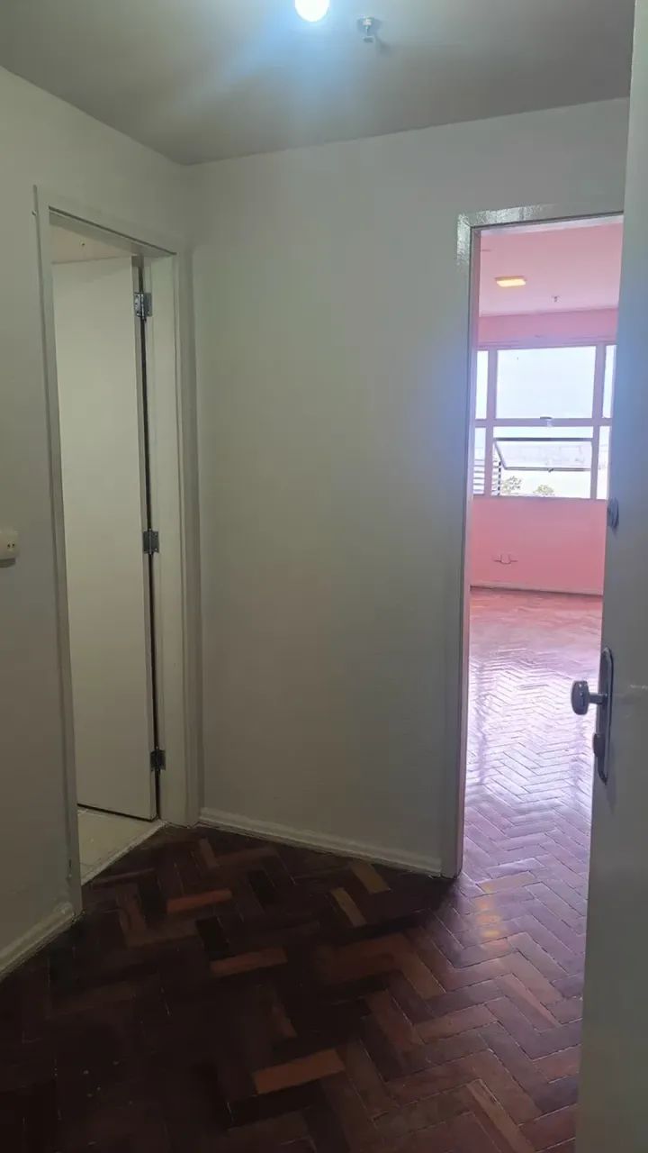 Sala com 25m² próxima ao Museu do Amanhã