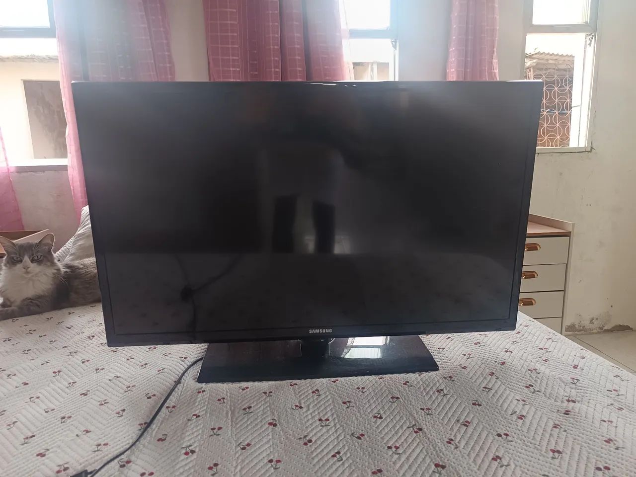 Tv led 32 polegadas Samsung (Não é smart)