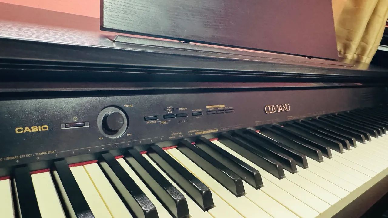 Piano Digital - Casio Celviano AP260
