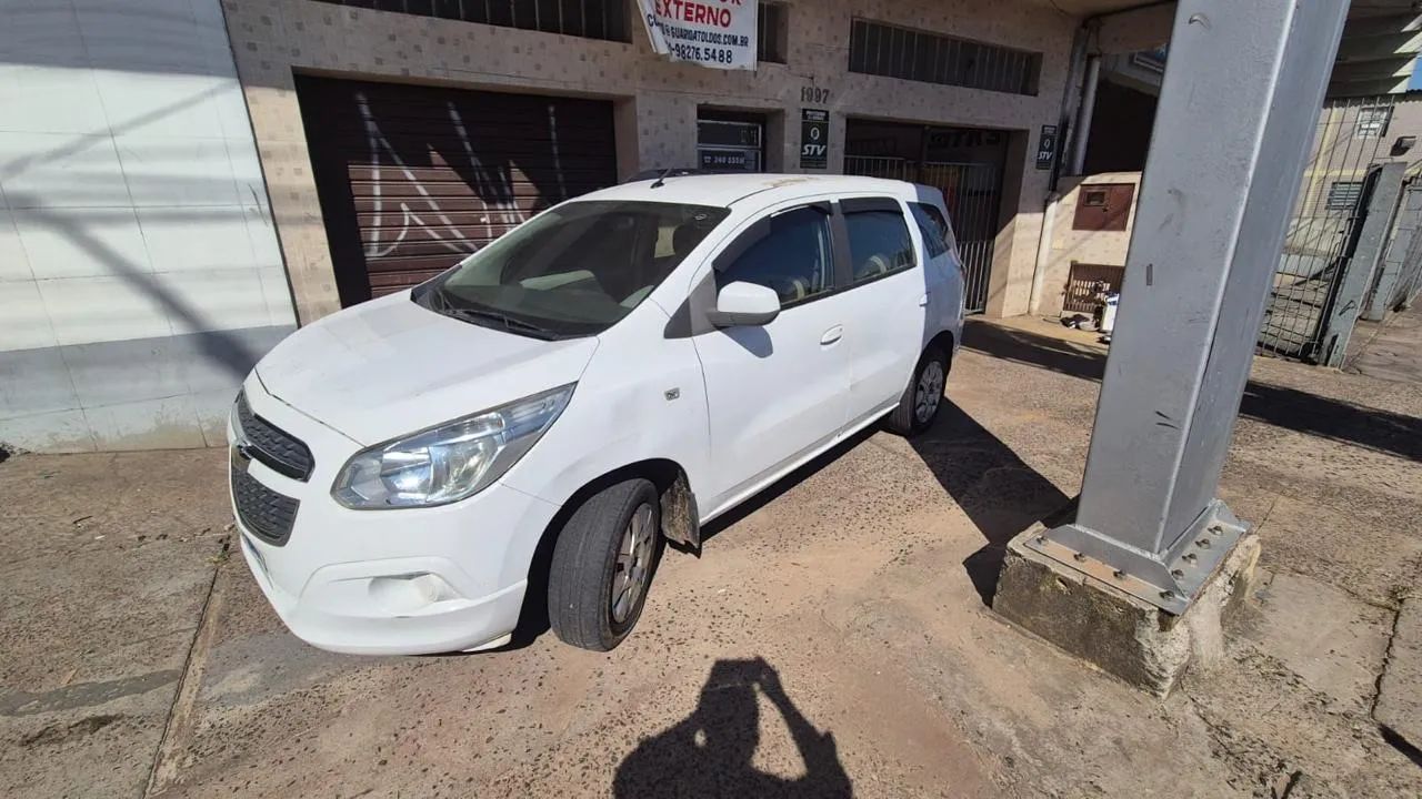 Chevrolet Spin SPIN LT 1.8 8V Econo.Flex 5p Mec. 2014