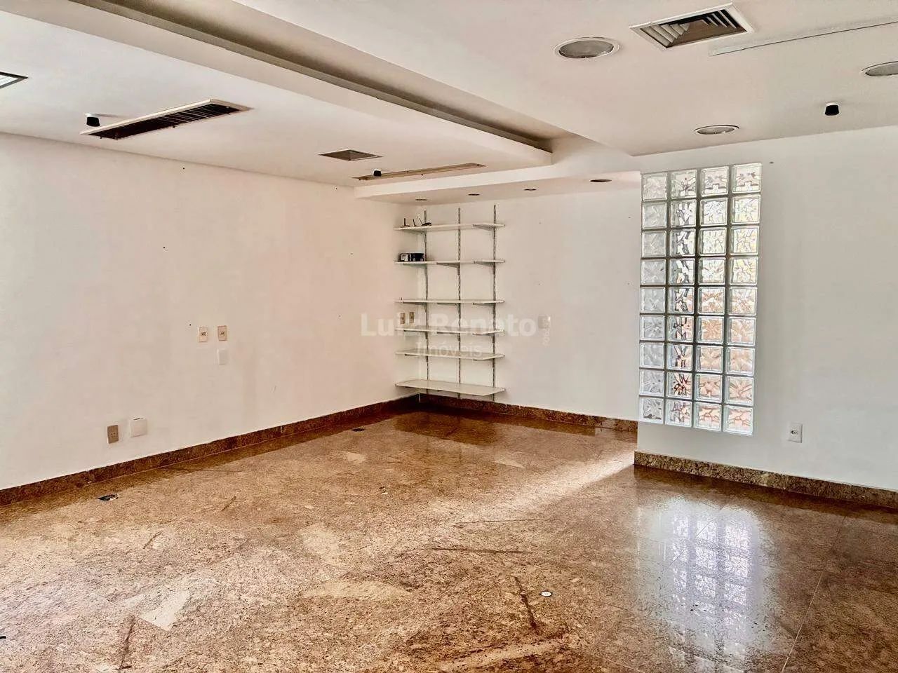 Conjunto de Salas Comerciais para Locação 85m² no Funcionários - Foto 3