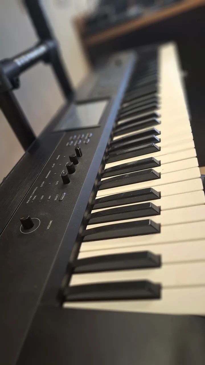 TECLADO KORG KROME + BRINDES - O PREÇO BAIXOU !!! - Foto 2