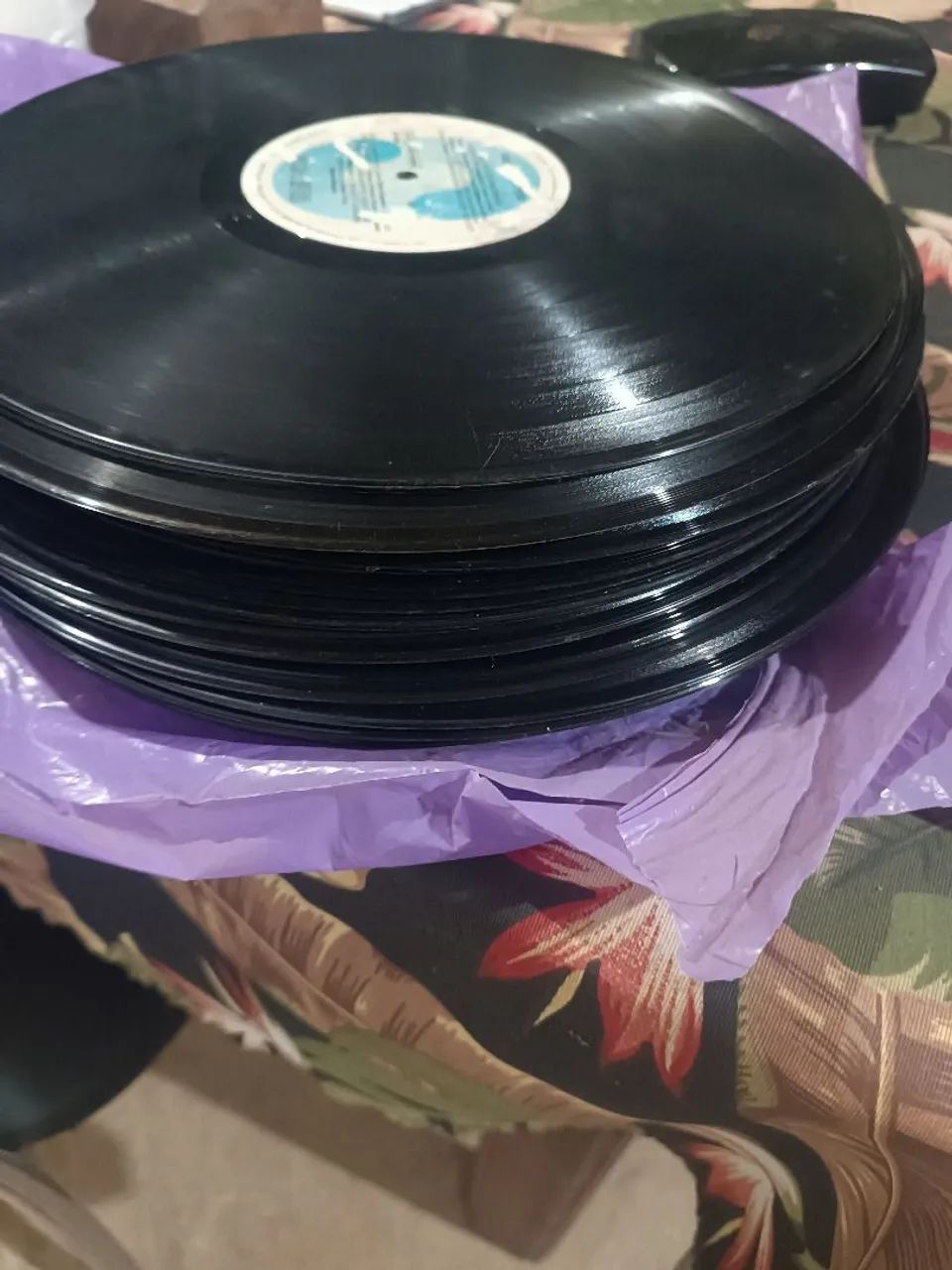 Discos vinil COLECAO ROBERTO CARLOS E OUTROS  - Foto 3
