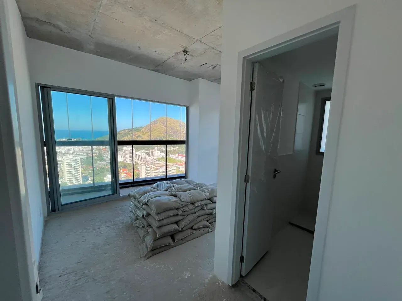 Imóvel para venda tem 100 metros quadrados com 3 quartos - Foto 2