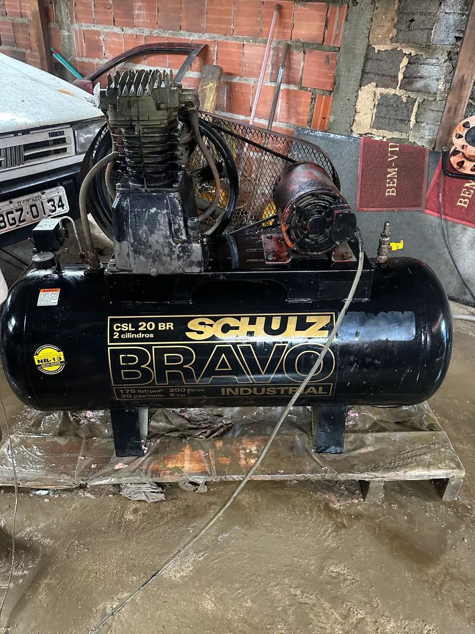 Compressor Schulz 200L Industrial 5HP Trifásico - Bravo CSL 20 BR