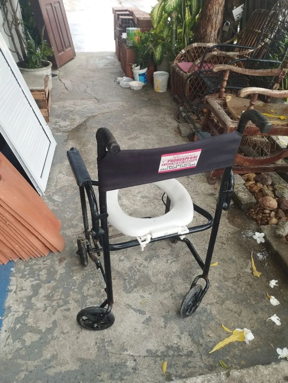Cadeira de banho pra deficiente e idosos  - Foto 4