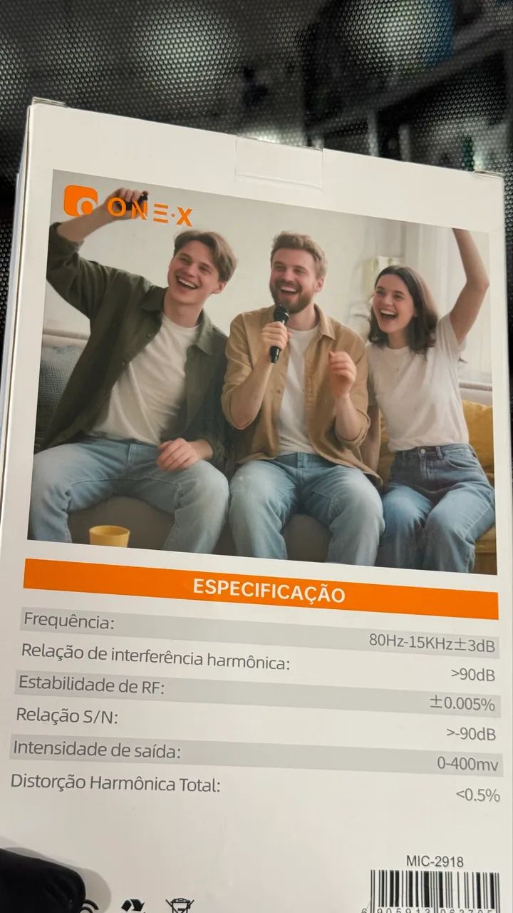 Kit com 2 microfones sem fio Recarregável com visor digital  - Foto 2