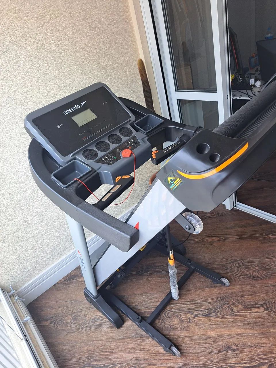 Esteira Ergometrica Speedo TR4 com inclinação eletrônica - Foto 5