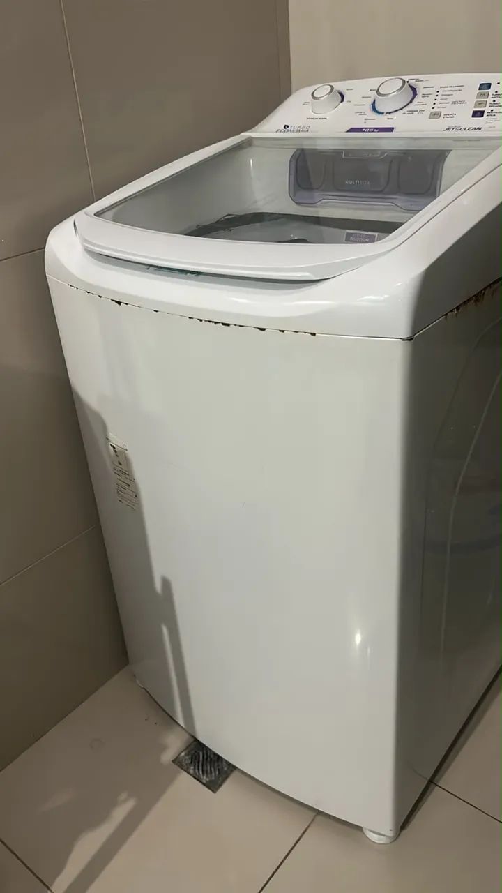 Máquina de lavar usada 