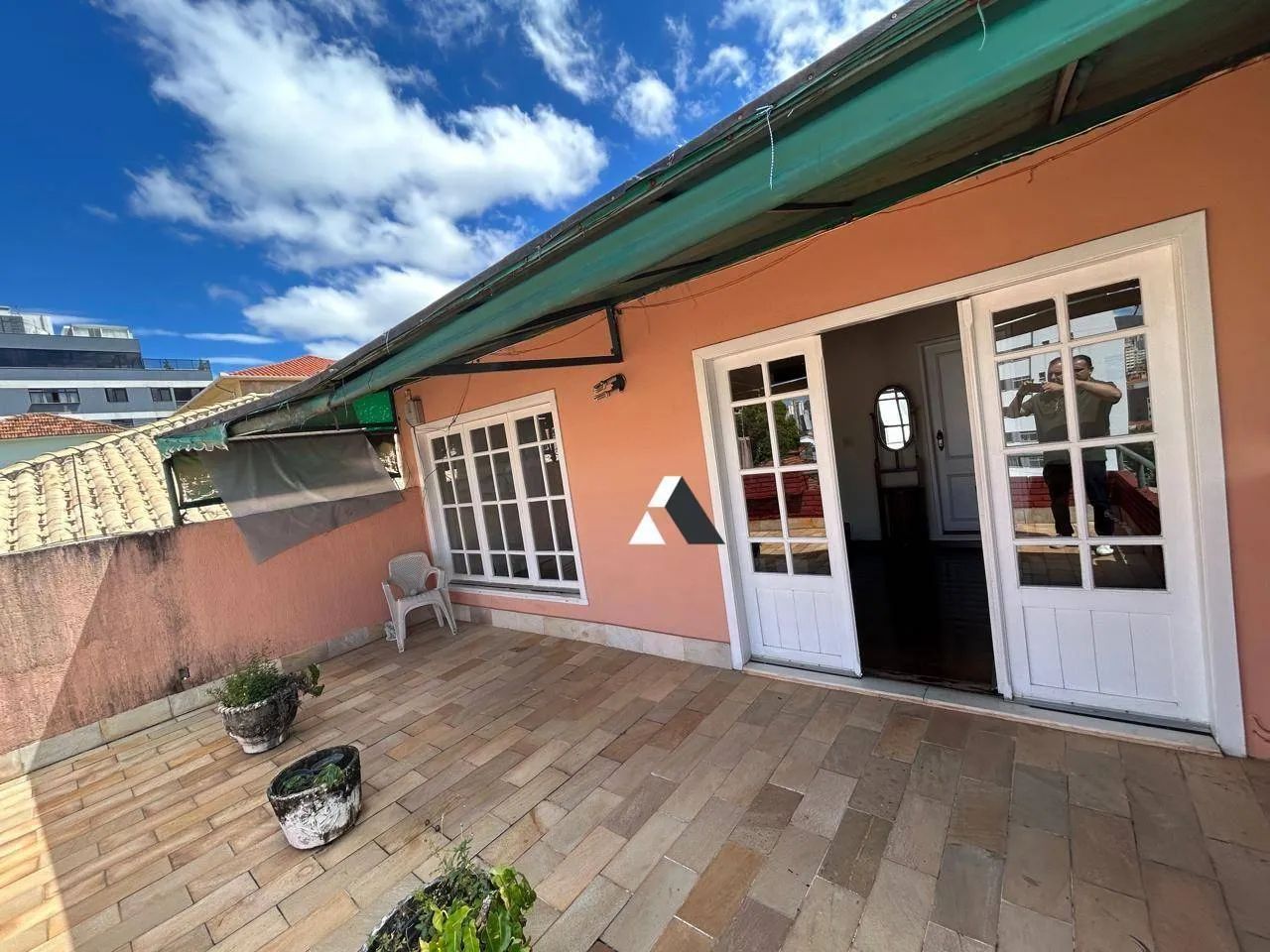 ?? Casa com piscina e vista para Serra do Curral  Raridade! - Foto 2