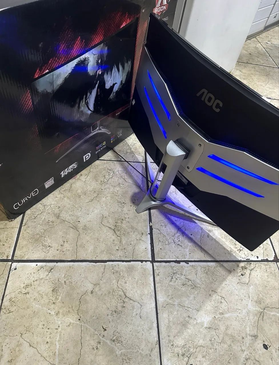 Monitor AGON 32?