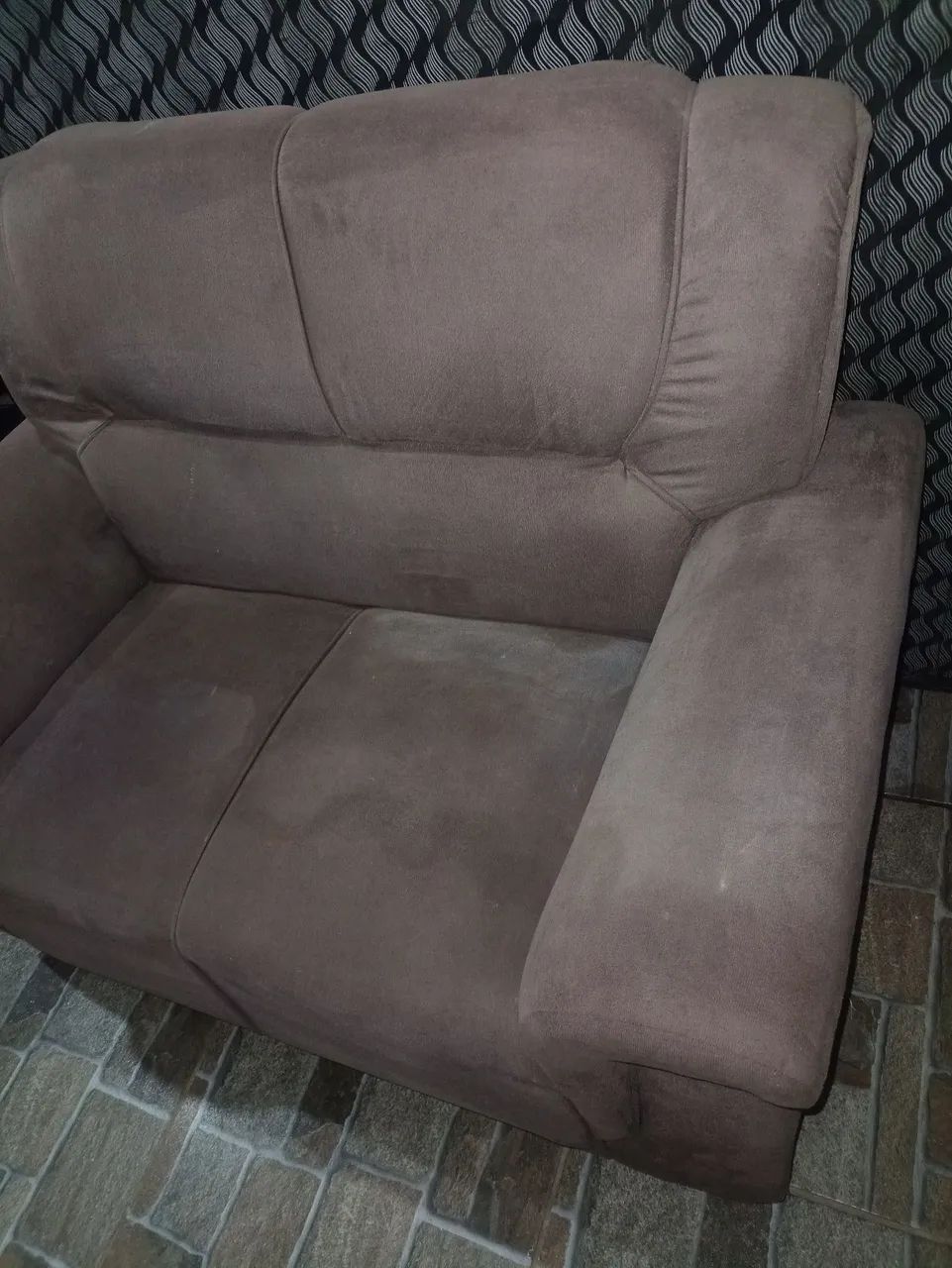 Sofá de dois lugares semi novo - Foto 2