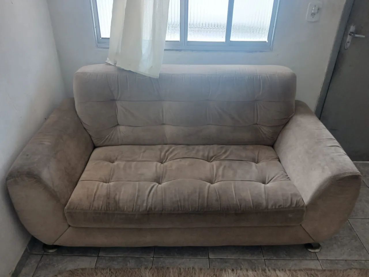 Conjunto de sofá 2 e 3 lugares - 150,00 Bangu - Foto 2