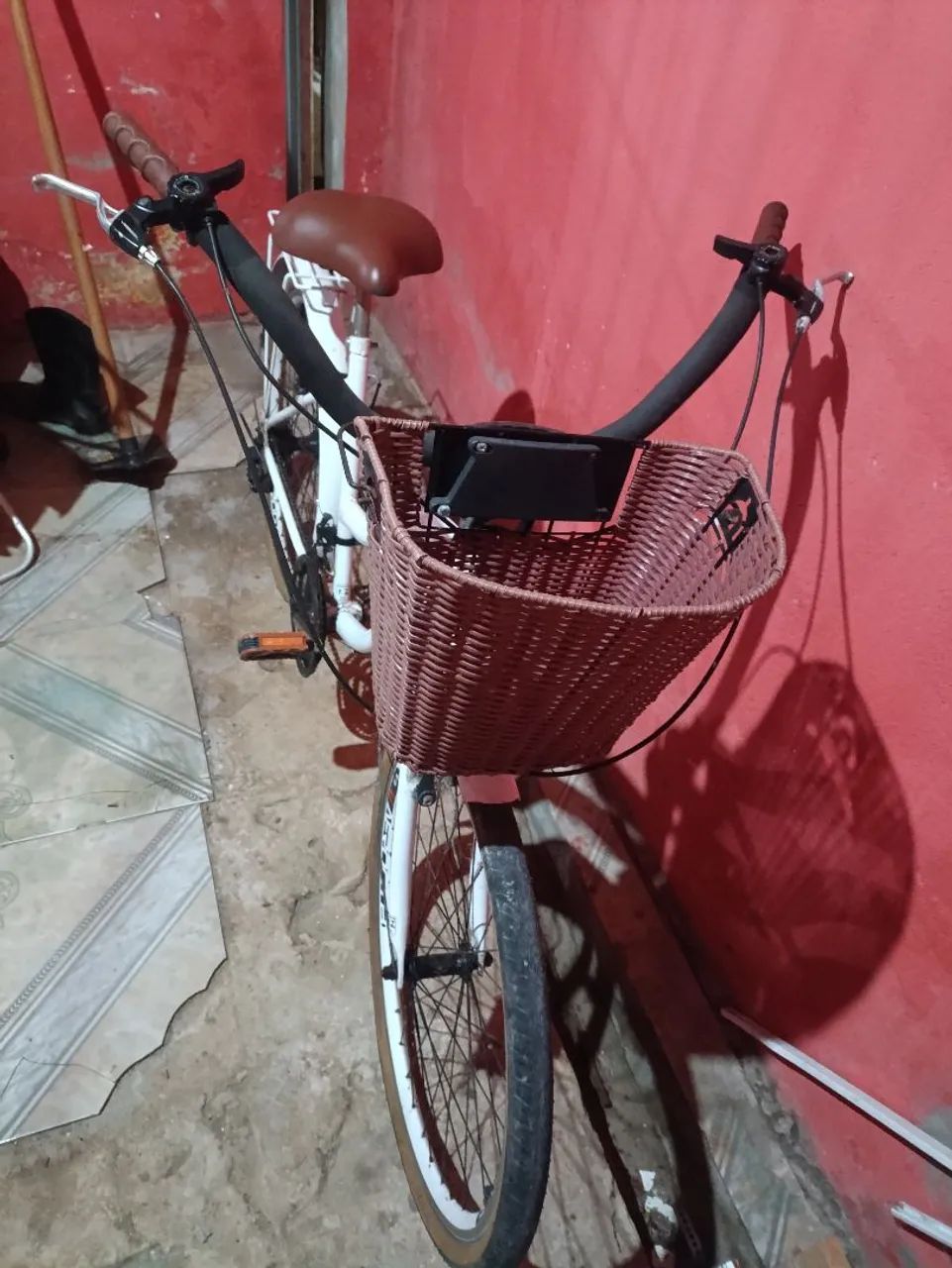 Bicicleta feminina - Foto 3