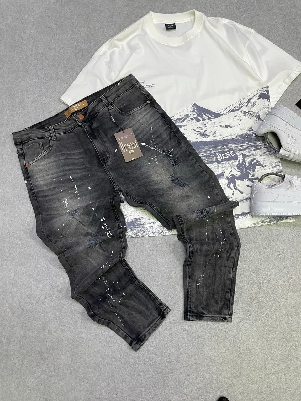 Calça jeans rasgada  - Foto 3