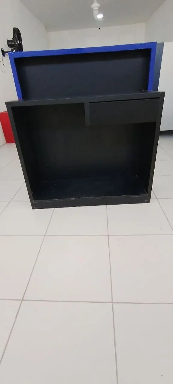 Balcão de Atendimento e Caixa Expositor - Foto 2