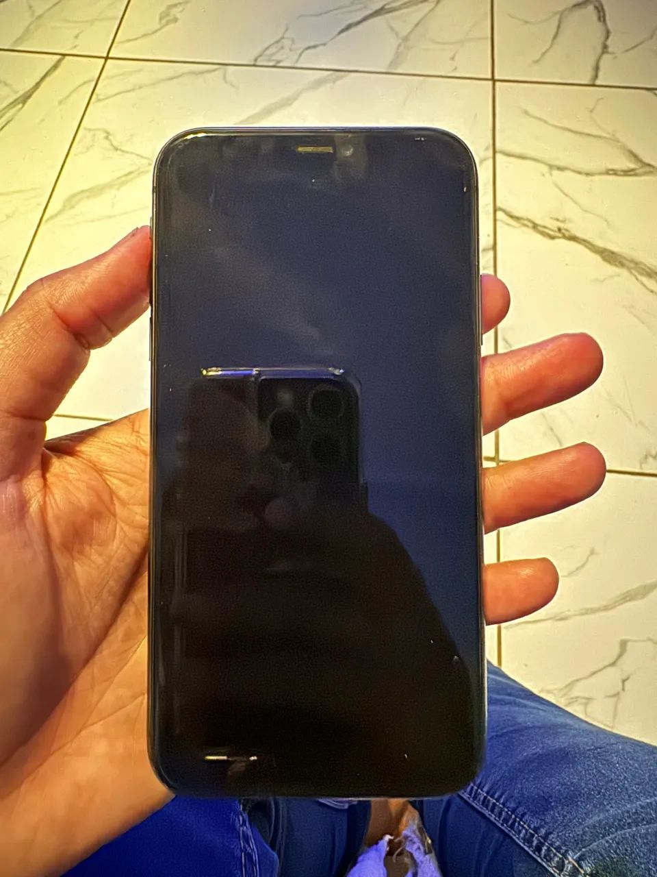 Celular IPhone 11 , 64 G .  - Foto 5