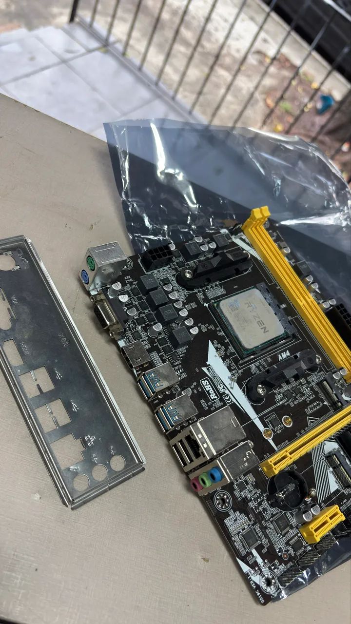 Kit Ryzen 3  + a320 am4 - Foto 3