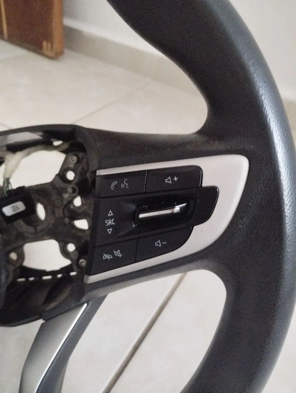 Volante direção GM Onix / Tracker Original  - Foto 3
