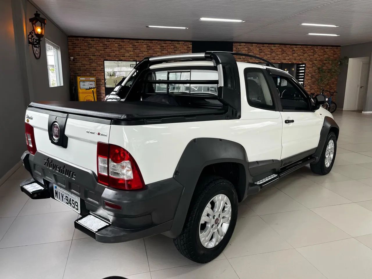 Fiat Strada Adventure1.8/ 1.8 Locker Flex CD 2011 - Foto 3
