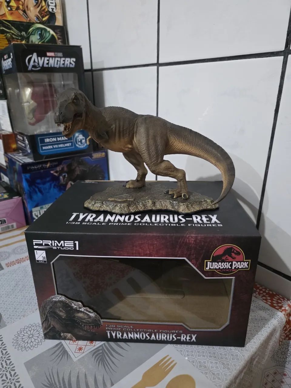 Action figure T Rex da prime 1 escala 1/38 