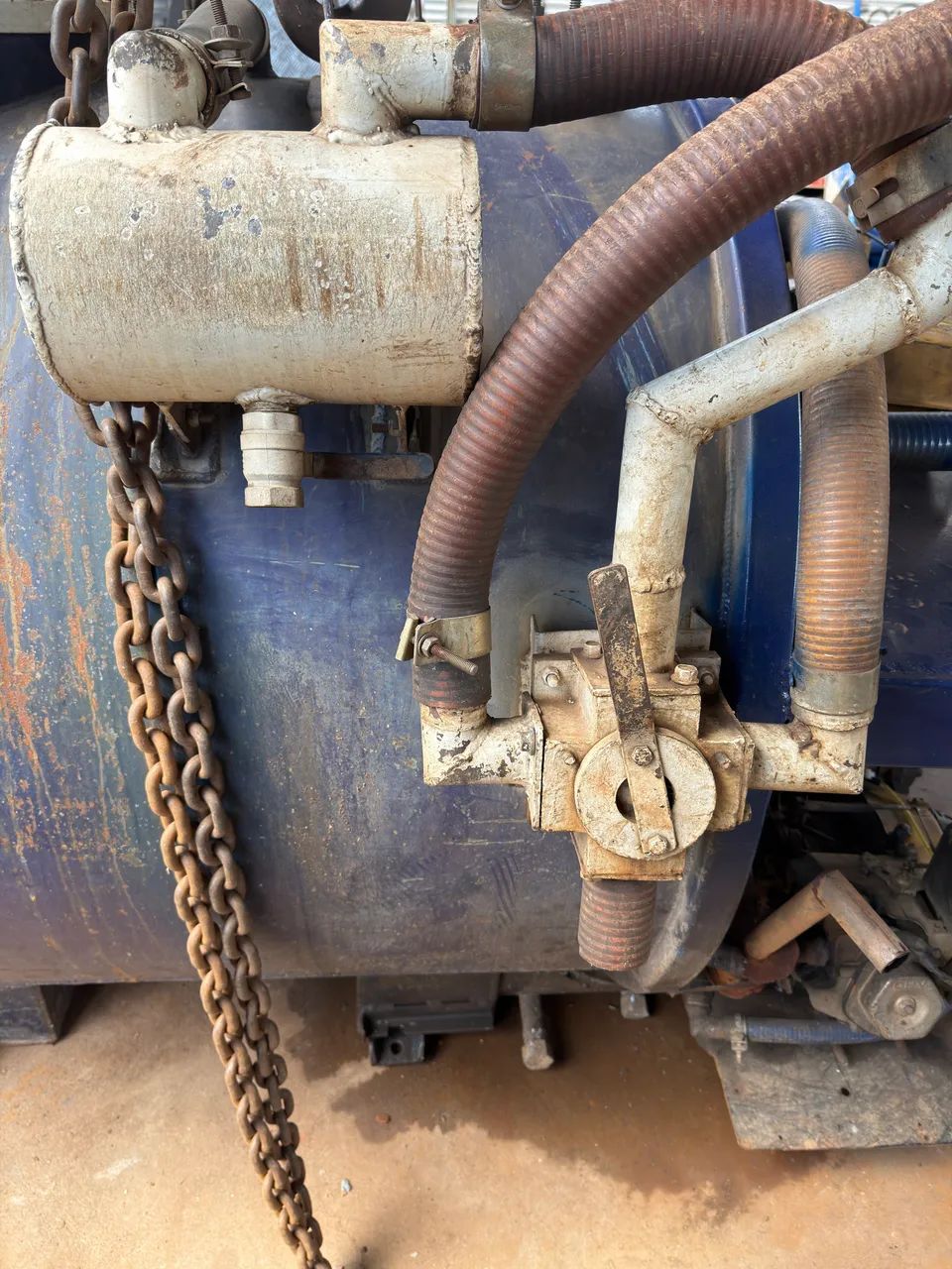 TANQUE COMBINADO SUCÇÃO E HIDROJATEAMENTO  - Foto 4